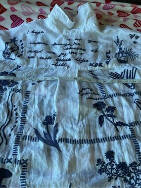 Johnny Was White Button-Down Shirt with Navy Blue Embroidery